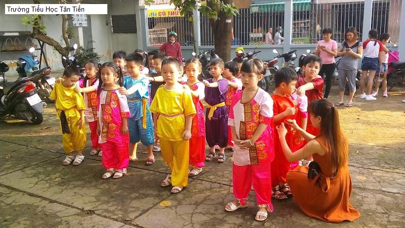 Trường Tiểu Học Tân Tiến