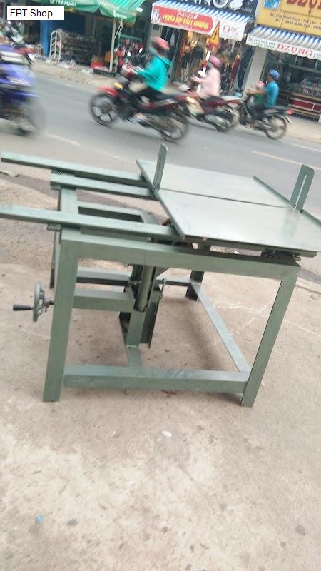FPT Shop