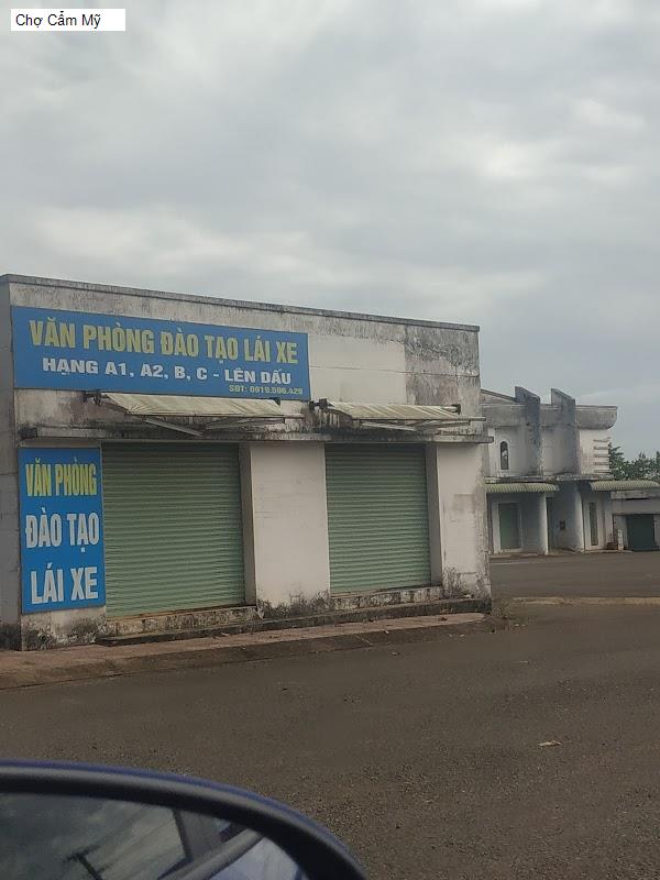 Chợ Cẩm Mỹ