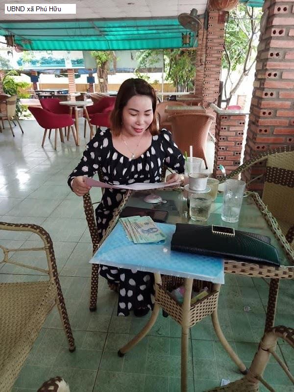 UBND xã Phú Hữu
